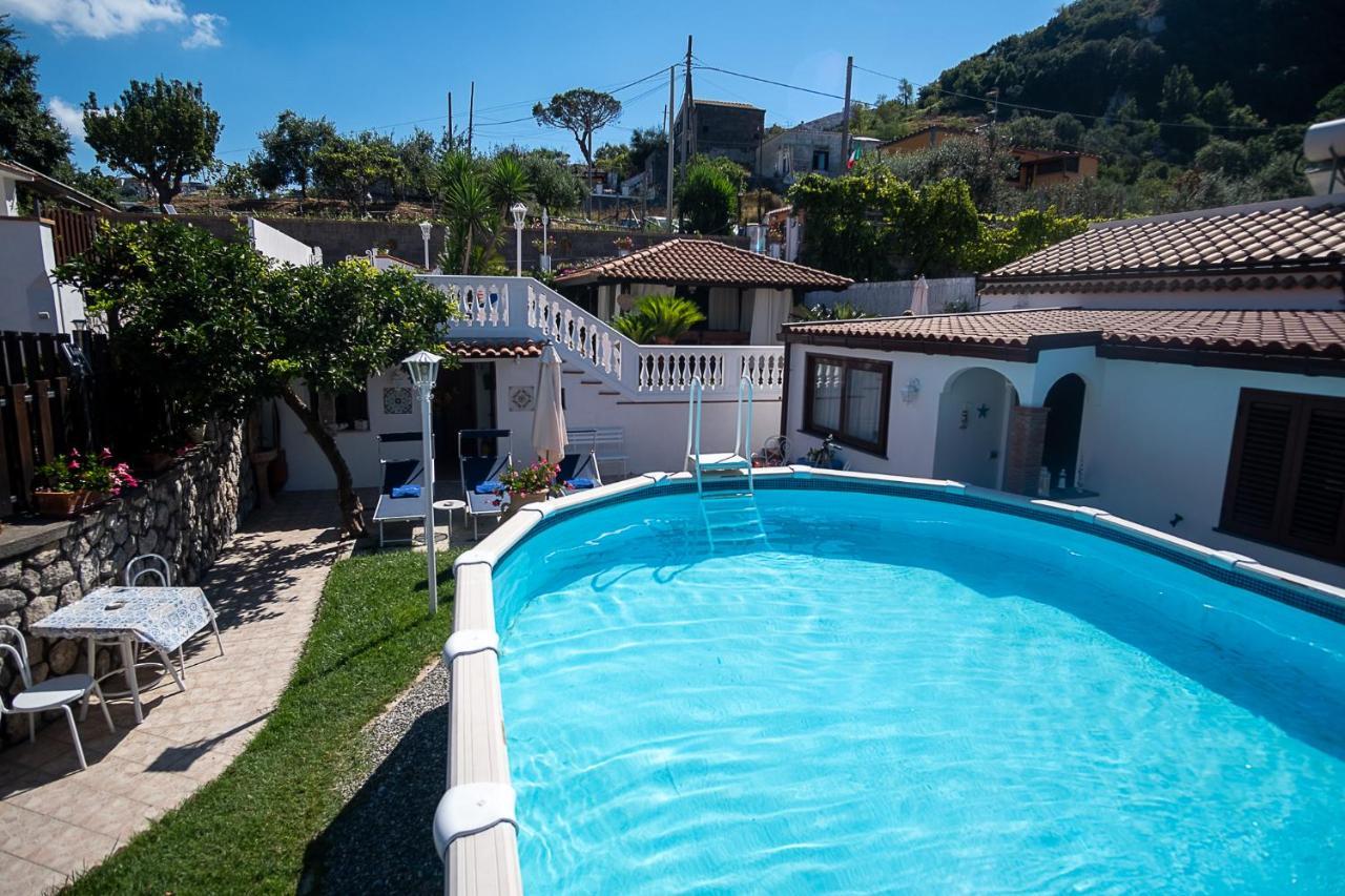فيلا The Garden On Capri ماسّا لوبْرينسِ المظهر الخارجي الصورة